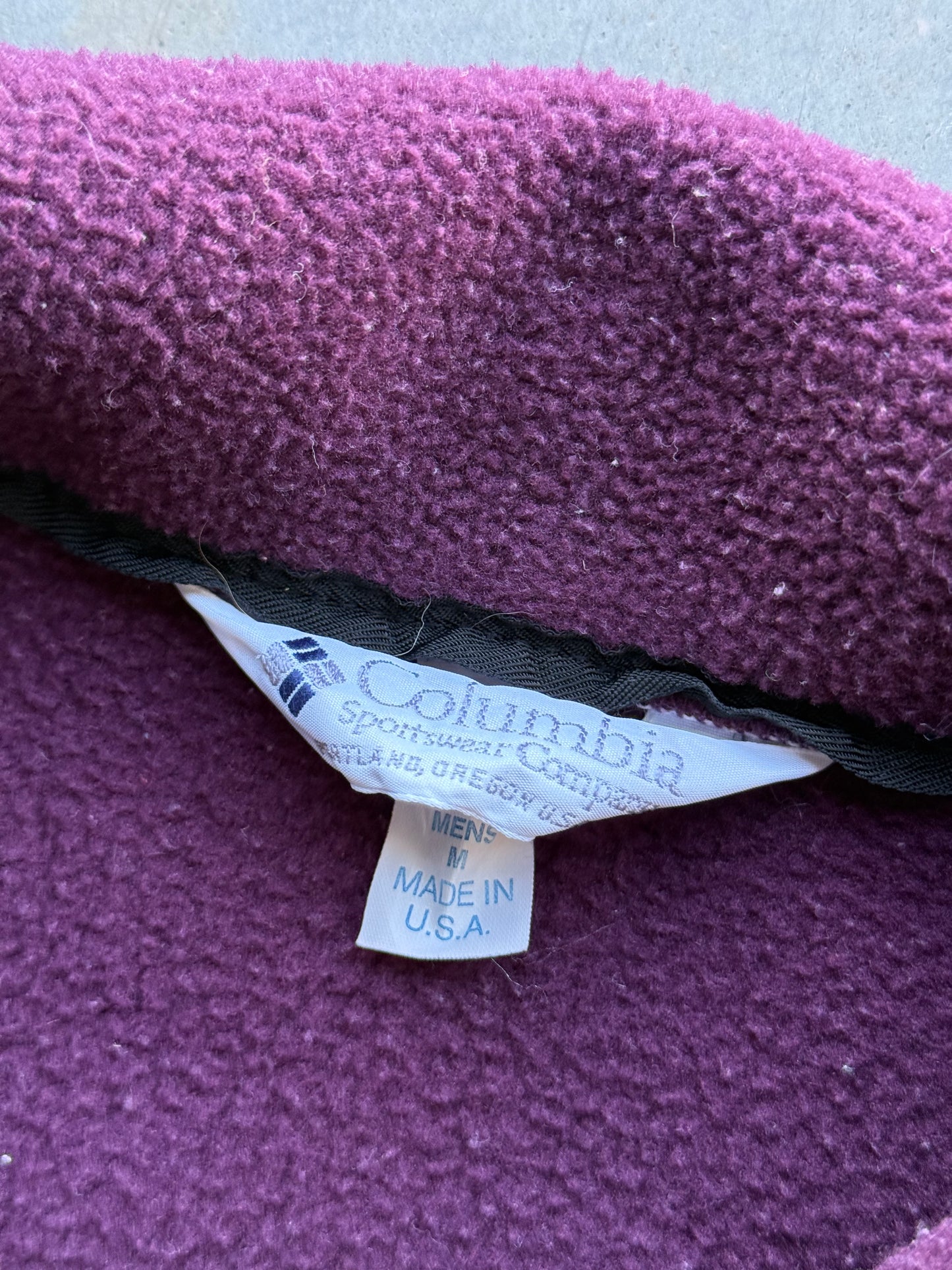 Vintage 1990s Columbia Purple Magenta Zip Up Fleece Sweatshirt ( Medium )