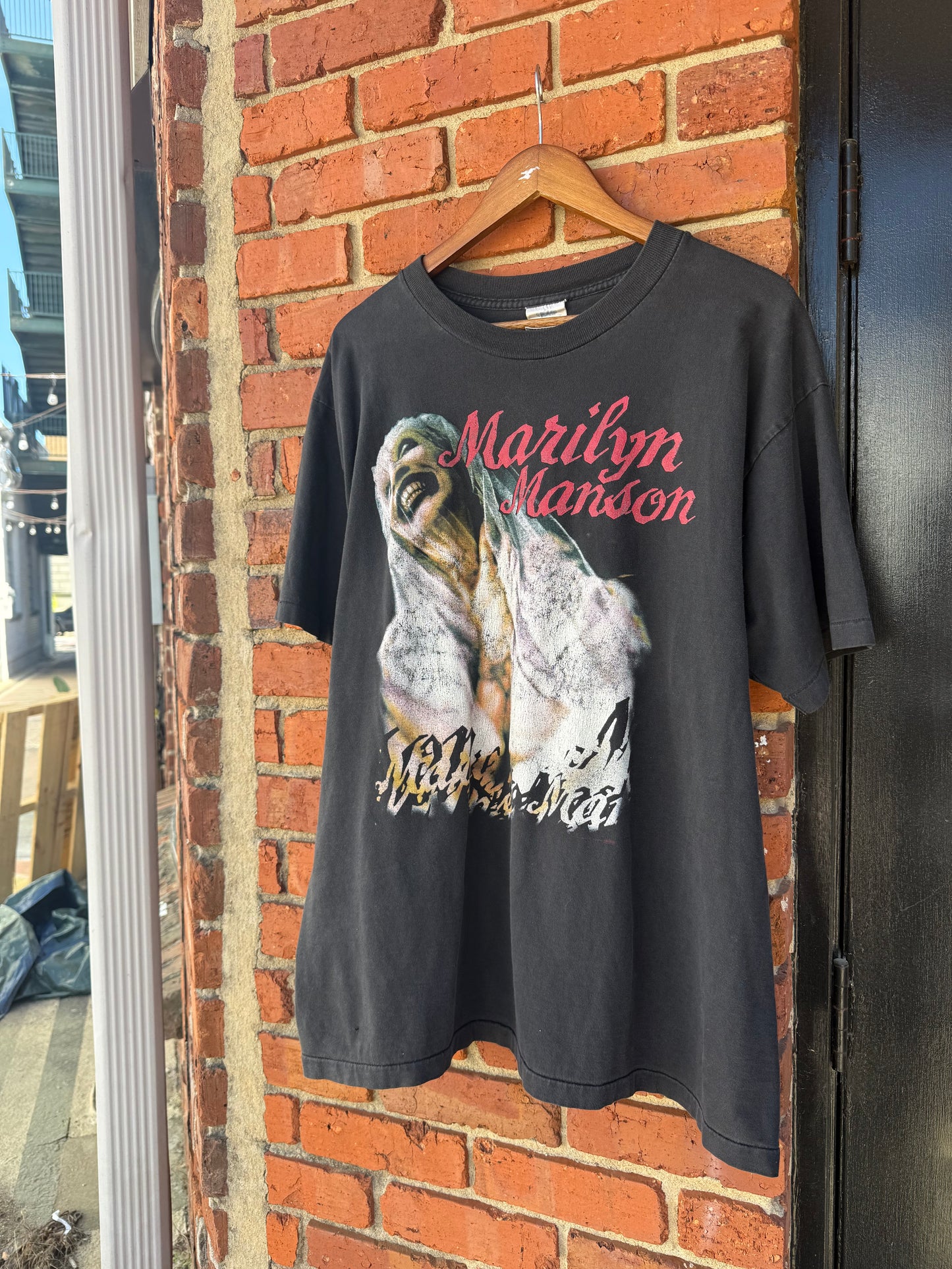 Vintage 1990s Marilyn Manson Sweet Dreams Faded Band Tee ( XL )