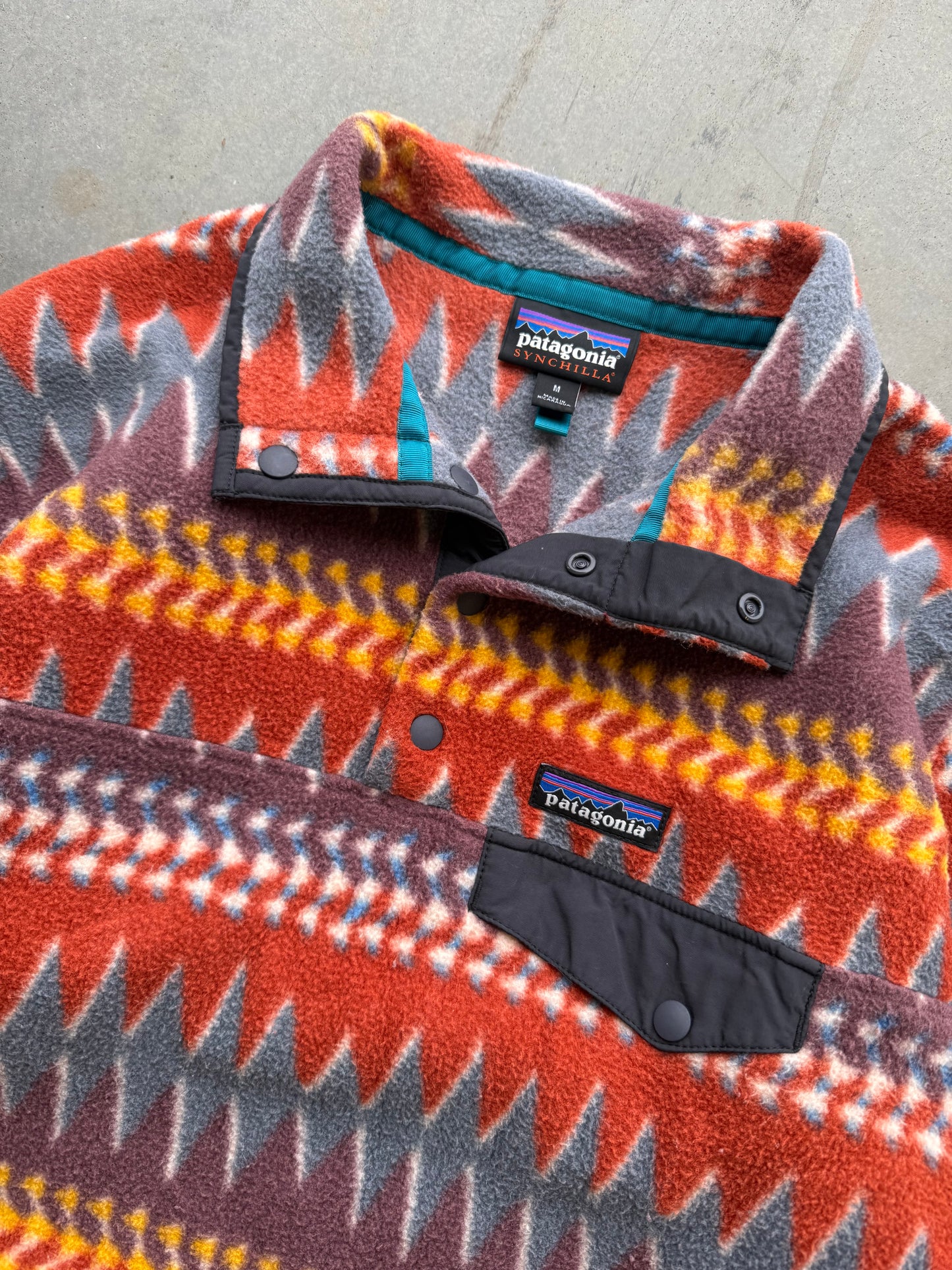 Vintage 2000s Patagonia Synchilla Aztec Fleece ( Medium )
