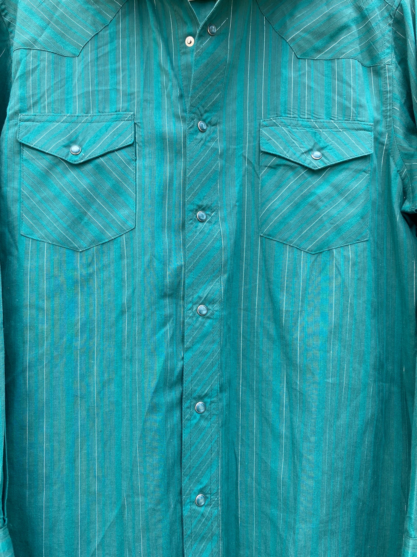 Vintage 90’s Wrangler Pearl Snap Teal Button Up